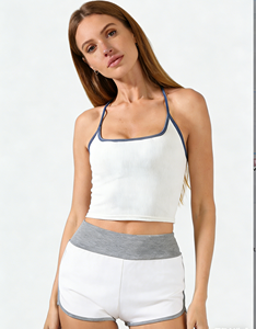 Conjunto de 3 Piezas: Top Corto Halter Acanalado + Pantalones Cortos de Yoga con Cintura Elástica Transpirable (Negro/Blanco/Naranja) para Entrenamiento y Uso Casual - Product Image 1