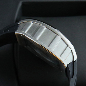 Reloj Mecánico Cronógrafo Tonneau de Moda con Movimiento Esqueleto, Marcadores Naranjas y Correa de Goma Negra - Product Image 4