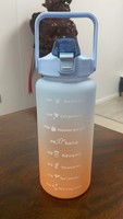 Bouteille d'eau tritan en plastique avec paille pour le sport en plein air et le Fitness