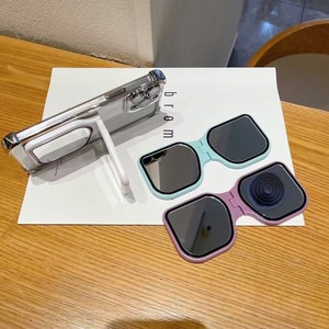 Mirrored <b>Sunglasses</b> Stand Full Rim TPU Unisex Lazy Person Stand 100% UV Protection Black White Pink Blue Green - Product Image 4