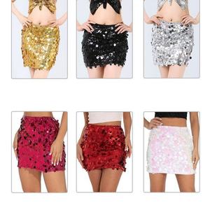 Vestido Casual Sexy y Moderno WQ5740 2023, Mini Vestido Corto con Tirantes, Cintura Ajustada, Volantes y Lentejuelas Bordadas - Product Image 1