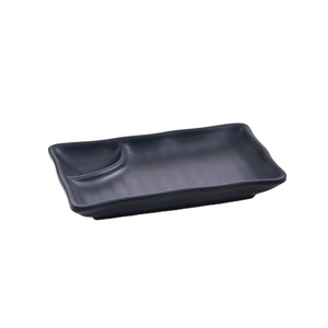 <span class=keywords><strong>Assiette</strong></span> à sushi en mélamine japonaise bon marché en gros plats et assiettes à compartiment <span class=keywords><strong>noir</strong></span> - Product Image 1