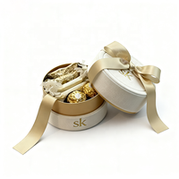 Boîte rigide ronde en papier de luxe en velours, logo gaufré, OEM personnalisé, pour cadeaux de Saint-Valentin, mariage, fiançailles, vente en gros