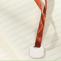 Cuaderno A5 de Tapa Dura de PU con Grabado Diagonal, 100 Hojas, Borde Pulverizado y Colgante, Ideal para Regalo Corporativo