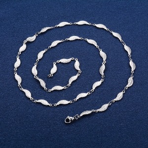 Collier en acier inoxydable avec motif de feuille en relief de 4,8 mm, chaîne de cou pour homme et femme, couleur argent et or, bijoux chics en métal - Product Image 6