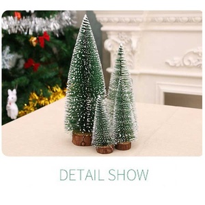 Bán Buôn Máy Tính Để Bàn Trang Trí Nhân Tạo Chai Mờ Cọ Mini Cây Thông Giáng Sinh - Product Image 5