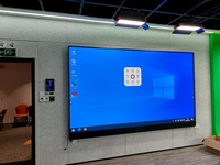 Indoor Digital Signage 108 Zoll Mini COB P0.9 Non-Touch LED All-in-One Digital Poster Bodenständer-Typ