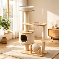 Arbre à chat WoodHaven 112,5 cm en bois d'hévéa massif écologique avec nacelle en sisal et acrylique, boule rotative et perchoirs multi-niveaux en chanvre blanc