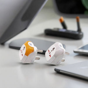 Dongyi New Universal to AU/CN Plug <b>Adapter</b> EU/US/AU/UK Return Semi-glue 3pins Outlet Charge <b>Travel</b> Power Plug Socket Safety Door - Product Image 4