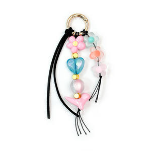 Ciondolo per Borsa con Perline Colorate a Tema Cartone Animato, Fiore e Cuore, in Corda Intrecciata, Design di Nicchia - Product Image 4