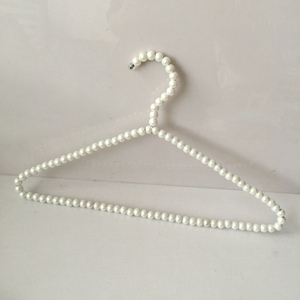 <span class=keywords><strong>Cintre</strong></span> coloré <span class=keywords><strong>en</strong></span> plastique avec perles pour vêtements - Product Image 2