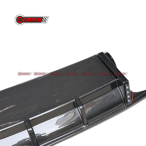 Kit carrosserie en fibre de carbone sèche style Lar-te pour Bentley Bentayga 2020-2025 : Lame avant, coques de rétroviseurs, diffuseur arrière, kit aileron arrière - Product Image 6