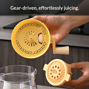 Household Hand Crank Fruit Juicer Manual Citrus <b>Squeezer</b> Orange Lemon <b>Lime</b> Extractor 500ml Scale Cup - Product Image 3
