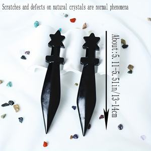 Vente en gros CrystalHola – Étoile à cinq branches sculptée en obsidienne de 12 cm, pierres polies de haute qualité pour une décoration intérieure unique - Product Image 3