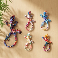 Ensemble de décorations murales en forme de gecko abstrait et coloré - Sculptures de lézards en résine tendance pour l'art d'intérieur de la maison/du bureau