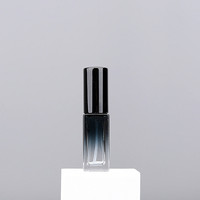 Flacon de parfum de luxe 10 ml carré en verre dépoli avec pompe pulvérisatrice, sérigraphie, diffuseur à bâtonnets, couleur transparente pour femme