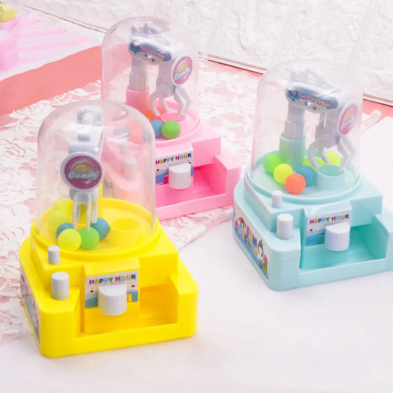 2023ホットな新製品クリップキャンディーマシン子供用コインハンドルクリップグラブおもちゃ子供用ふりプレイハウスおもちゃシミュレーション