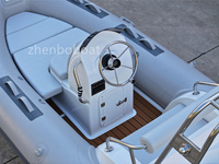 Bateau pneumatique semi-rigide (RIB) sportif de 13 pieds en Hypalon/PVC avec coque en fibre de verre, pont solaire, stable, prêt à la dérive, pour 7 personnes