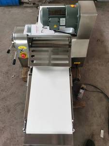 SPT380 <span class=keywords><strong>Laminoir</strong></span> à <span class=keywords><strong>pâte</strong></span> automatique professionnel faisant le <span class=keywords><strong>prix</strong></span> de la machine (tableau) - Product Image 3