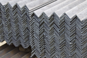 <span class=keywords><strong>Barre</strong></span> d'angle galvanisée à chaud Z275-Z600 conforme à la norme ASTM, revêtement en zinc, dimensions 40x40, 50x50, 100x100, services de pliage/soudage/découpe - Product Image 3