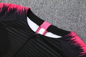 Wholesale Half Zip Custom Soccer Tracksuit Long Sleeve Jersey Jogging Sportswear Polyester Men Adult Football Team Training Suit - Product Image 6