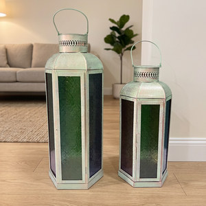 Juego de 2 Faroles de Hierro Vintage con Vidrio de Colores Hechos a Mano para Decoración del Hogar en Todas las Ocasiones - Product Image 1