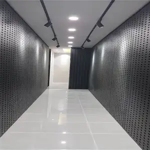 Zhenyu usine en acier au carbone galvanisé perforé plaques à trous carrés plafond suspendu anti-dérapant étage escaliers présentoir