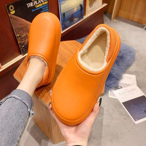 Sandales en fourrure pour femmes, sabots doublés et Mules, chaussures de jardin d'hiver, pantoufles de maison chaudes, Mules d'intérieur et d'extérieur - Product Image 3