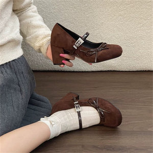 รองเท้าส้นสูงผู้หญิงสุดหรู รุ่นใหม่ปี 2026 เข้ากับชุดเดรสได้อย่างลงตัว ส้นหนาสไตล์ฝรั่งเศส รองเท้าลำลอง - Product Image 3