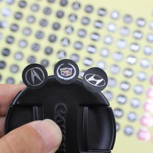 Autocollant circulaire 2x2 pouces à faible MOQ pour cartes de vœux avec pelliculage mat, personnalisable avec logo et offrant un aménagement gratuit - Product Image 1