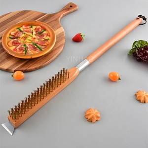 Brosse <span class=keywords><strong>à</strong></span> <span class=keywords><strong>pizza</strong></span> YINHAO avec logo personnalisé, 25 pouces, avec grattoir, résistante <span class=keywords><strong>à</strong></span> la chaleur, manche en bois extra long, brosse de nettoyage pour <span class=keywords><strong>four</strong></span> <span class=keywords><strong>à</strong></span> <span class=keywords><strong>pizza</strong></span> - Product Image 4