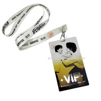 Badges d'exposition personnalisés en PVC plastique imperméable, cartes VIP laminées avec cordon pour événements et expositions