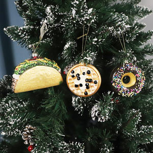 Décorations suspendues en verre personnalisées, designs faits à la main, ornements pour sapin de Noël - Product Image 6