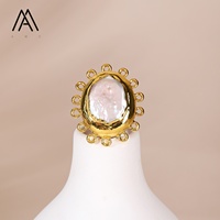 Bague vintage Sunburst baroque en perles, or, accessoire quotidien pour femme