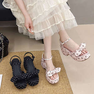 Sandales compensées à talon épais pour femme, style français, confortables, nouvelle collection été 2025, modèle 26 - Product Image 4