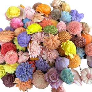 Fiori <span class=keywords><strong>di</strong></span> <span class=keywords><strong>Legno</strong></span> Sola Assortiti all'Ingrosso, 4cm, Pre-Colorati, Composizione Floreale Artigianale, Decorazione Casa, Direttamente dalla Fabbrica - Product Image 1