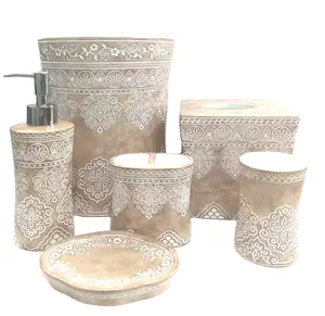 Luxury Design Colored Drawing 6 Pieces Bathroom Accessories Bathroom Set with low price