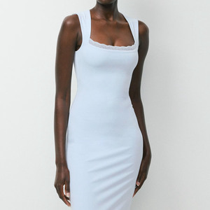 Vestido midi sin mangas de punto azul claro para mujer con ribete de encaje, cintura alta, estilo minimalista de verano, color sólido - Product Image 1