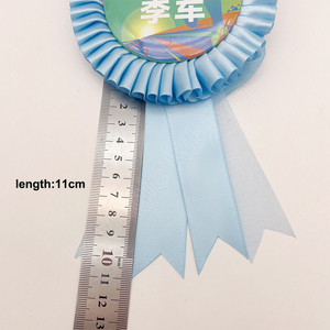 โรงงาน E-<span class=keywords><strong>Magic</strong></span> ราคาโรงงาน รับผลิต ริบบิ้นสี 25 มม. ขนาด 11*18.5 ซม. ตราสัญลักษณ์รูปดอกกุหลาบ สำหรับการแข่งม้า งานแต่งงาน แคมเปญการเลือกตั้ง - Product Image 5