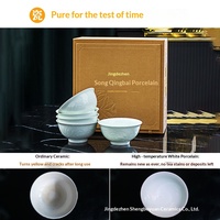 Bol, assiette et plat haut de gamme en porcelaine blanche de Jingdezhen, style chinois, motif floral fait main, couleur sous-glaçure bleu et blanc