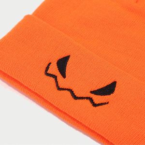 Cappello di Lana Ricamato con Zucca di Halloween e Piccolo Diavolo, Divertente Pullover in Maglia Arancione per Uomo e Donna - Product Image 4