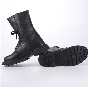 Bottes de combat tactiques HBL0105 décontractées et confortables, style Martin français, chaudes pour l'automne et l'hiver, idéales pour le trekking en plein air et le désert - Product Image 1
