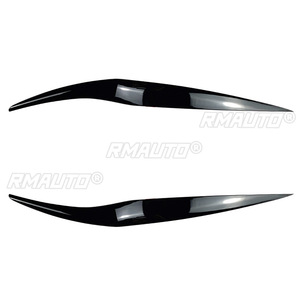 Autocollants pour sourcils de phares avant de voiture, aspect noir brillant/carbone, pour Ford Fiesta MK6.5 2013-2017 - Product Image 2