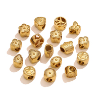 Liontin atau Gantungan Kunci Unisex Trendy Berlapis Emas 18K dari Baja Tahan Karat dengan Desain Semanggi Berdaun Empat dan Manik-Manik Berlubang-Lanchuang