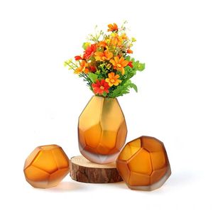 Jarrones Modernos de Vidrio para Mesa, Forma Irregular, Hechos a Mano, Brillantes, Decorativos para Exhibición Floral, Diseño Geométrico Colorido - Product Image 4