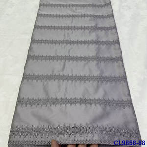 Tissu en coton <span class=keywords><strong>gris</strong></span> brodé à rayures imprimé confortable et doux au toucher Tissu pour vêtements pour hommes - Product Image 4