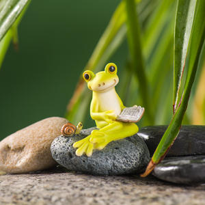 Decorazioni per statue di rana da giardino, figurine di rana in resina con pace, divertimento, segno di speranza, divertenti decorazioni estive ornamento da giardino naturale f - Product Image 3