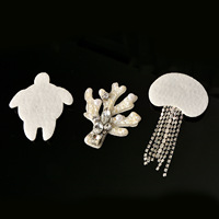 Nouvelles appliques en tissu corail méduse à pompons tortue, faites à la main en soie indienne, avec strass, pour coiffes, sacs, chapeaux et épingles