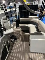 Yacht de luxe en aluminium de haute qualité pour le divertissement sportif en famille et la pêche avec moteur hors-bord