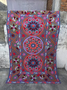 Couverture en coton Suzani faite à la main, couvre-lit brodé, textile ouzbek, décoration murale, décoration bohème pour la maison - Product Image 5